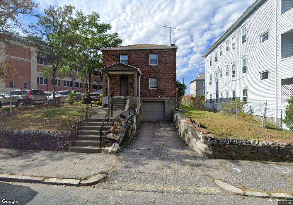 4 Richards St, Worcester, MA 01603 - photo 1