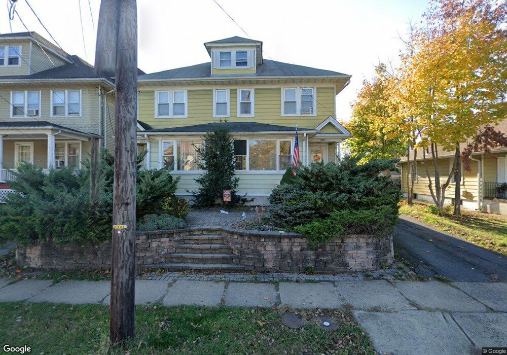 327 Vosseller Ave unit 1, Bound Brook, NJ 08805 - photo 1