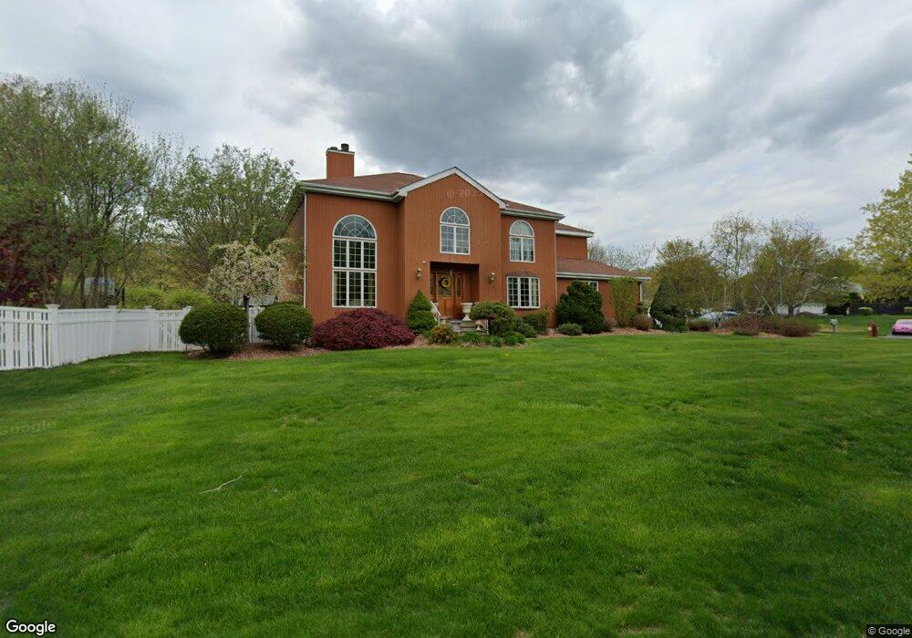 295 Essex Fells Ct, Yorktown Heights, NY 10598 - photo 1