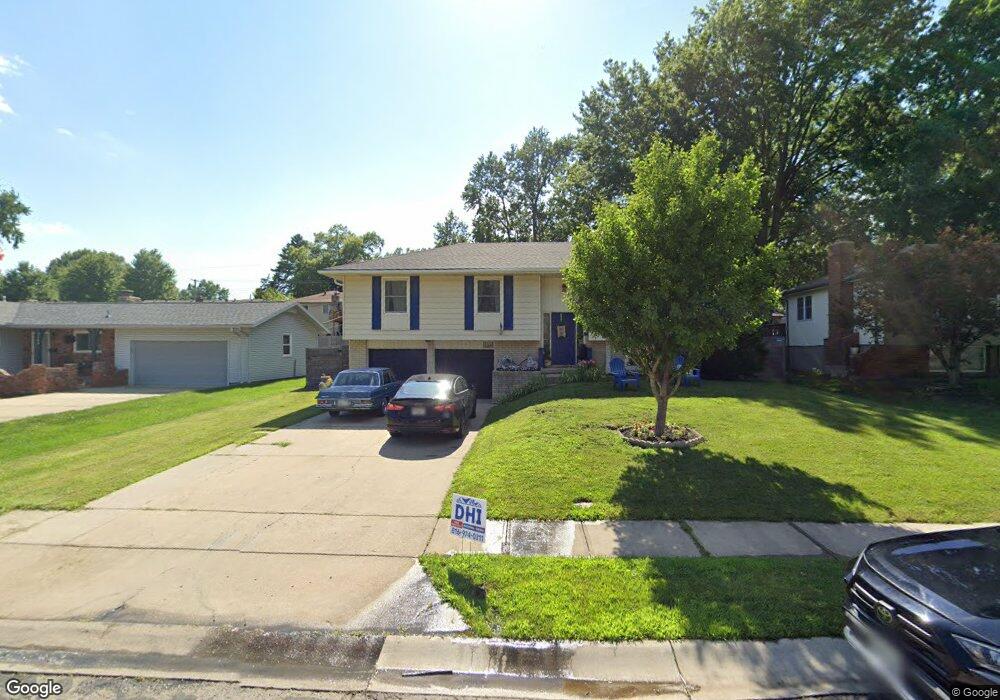 5140 Garnett St, Shawnee, KS 66203 - photo 1