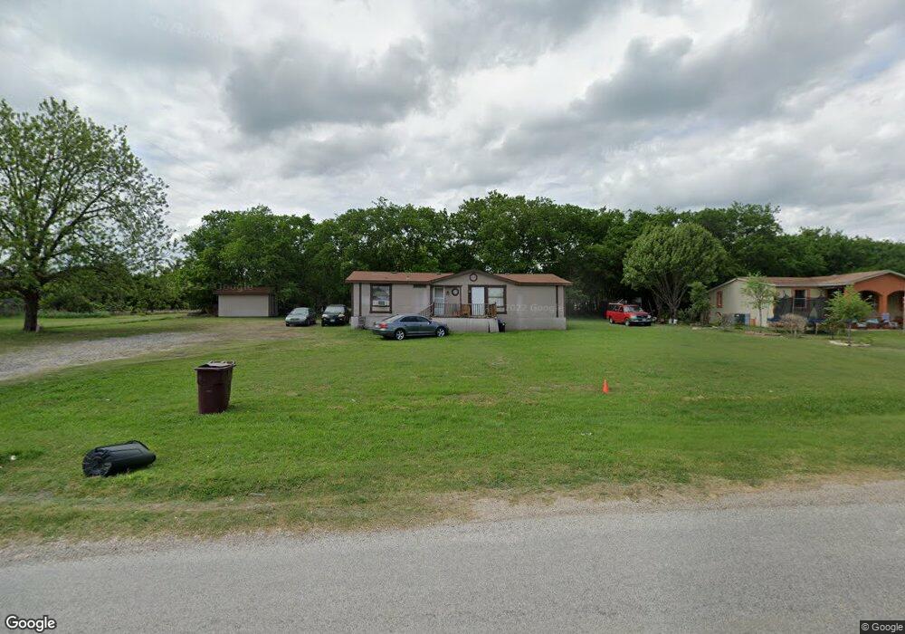 208 Beverly Dr, Ennis, TX 75119 - photo 1