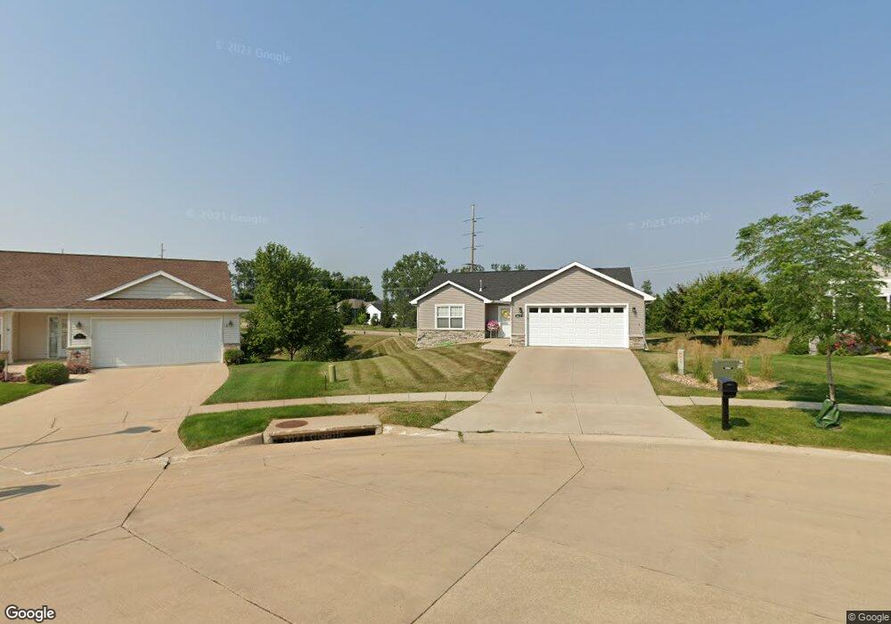 3617 Forest Valley Ct NE, Cedar Rapids, IA 52411 - photo 1