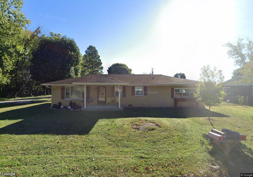 902 S Adams St, Princeton, IN 47670 - photo 1