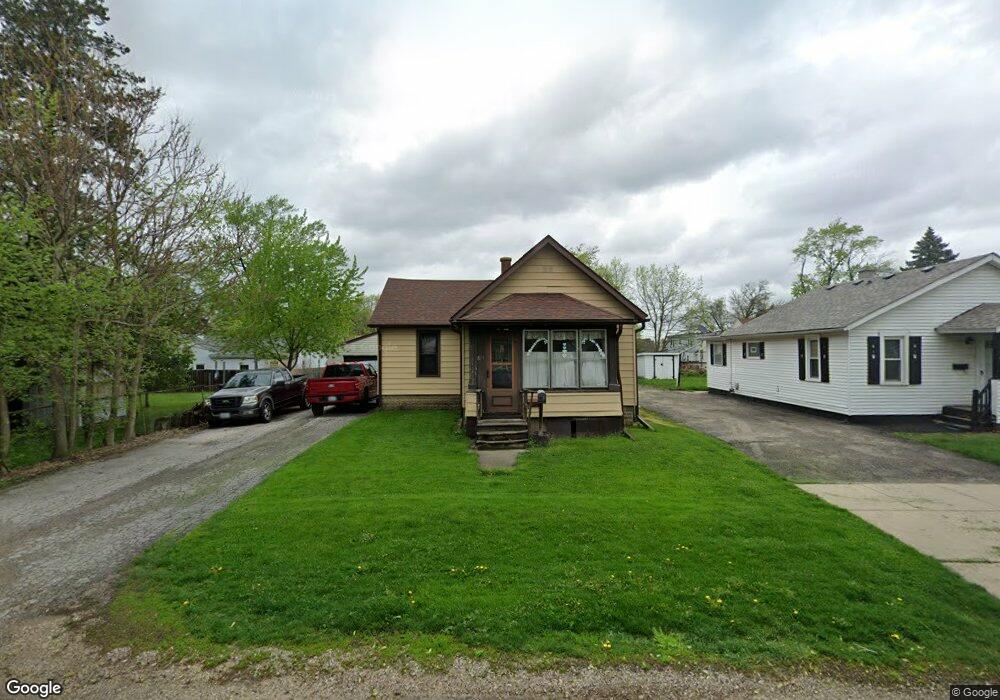 819 W Park Ave, Aurora, IL 60506 - photo 1