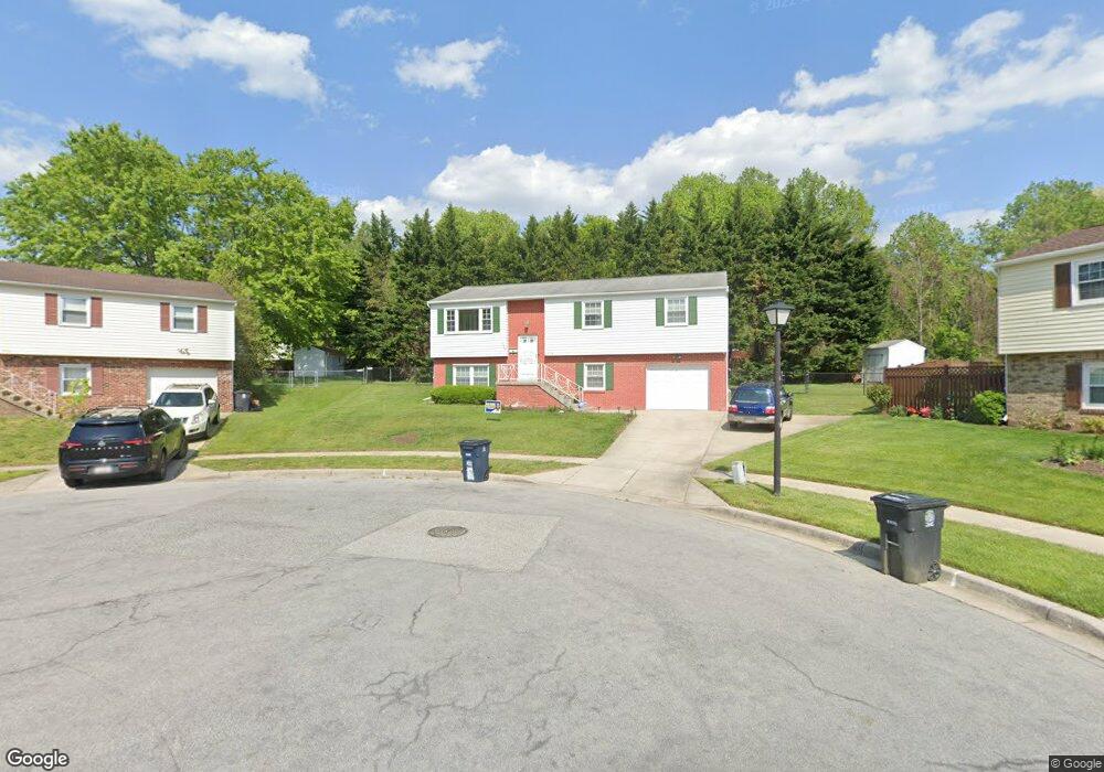 305 Layla Ct, Capitol Heights, MD 20743 - photo 1