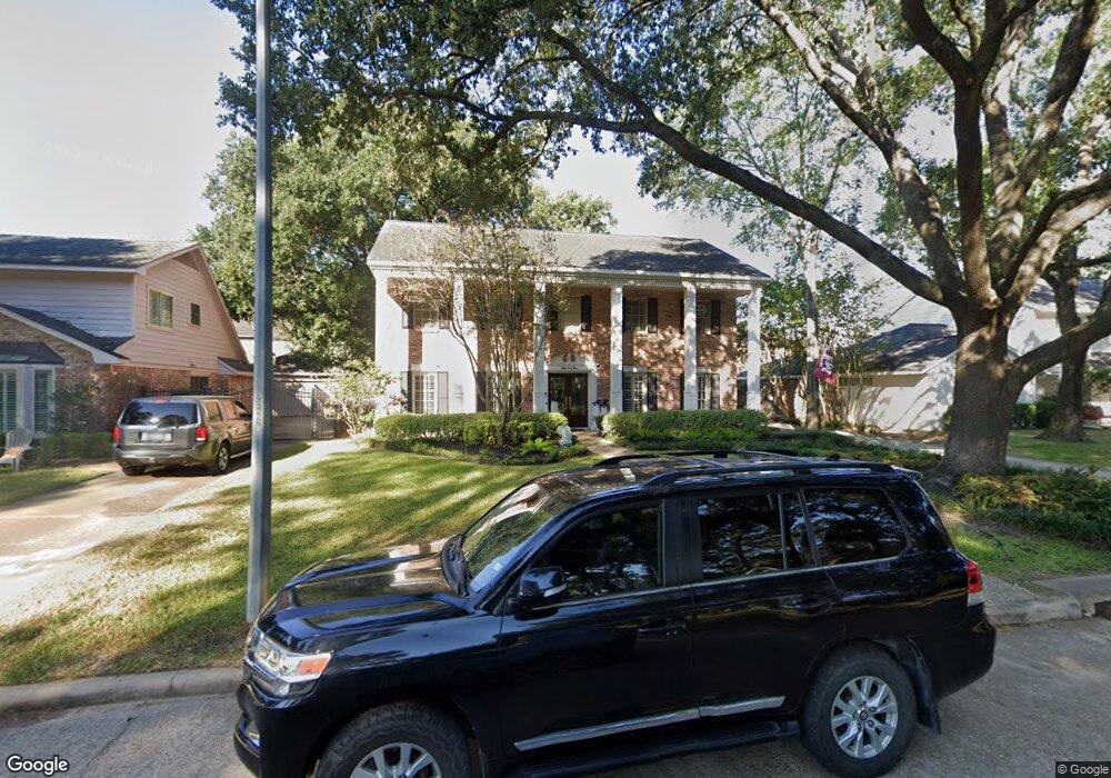 863 Glenchester St, Houston, TX 77079 - photo 1