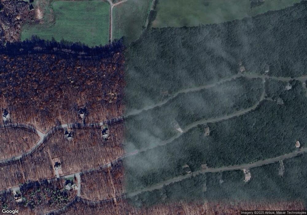 266 Turnberry Ln, Hazleton, PA 18202 - photo 1