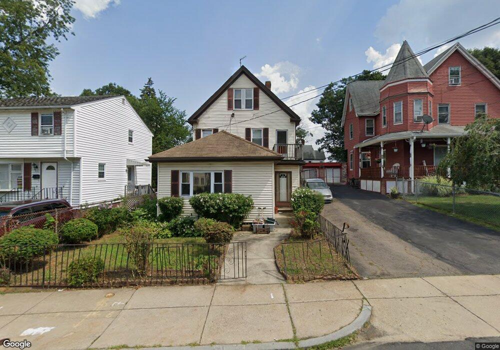 133 Blake St, Hyde Park, MA 02136 - photo 1