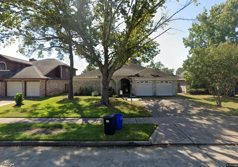 17511 Masonridge Dr, Houston, TX 77095 - photo 1
