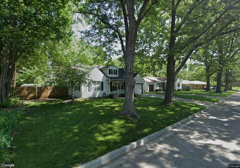 3108 SW 18th St, Topeka, KS 66604 - photo 1