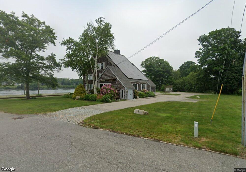 39 Pleasant St unit 3rd Floor, Bourne, MA 02532 - photo 1