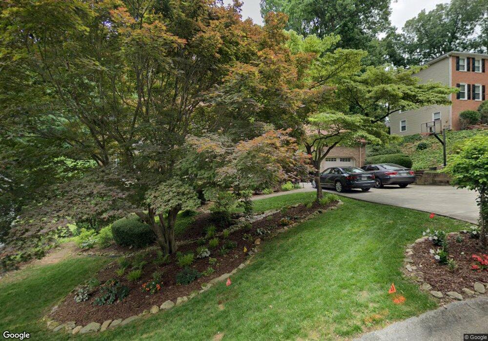 5242 Pikes Peak Ct, Marietta, GA 30062 - photo 1