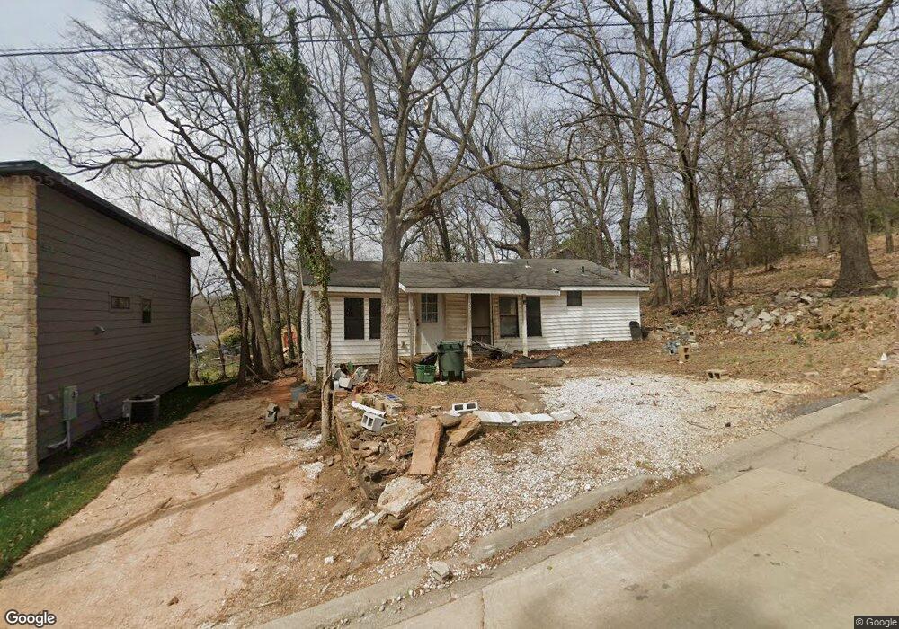 535 S Blair St, Fayetteville, AR 72701 - photo 1