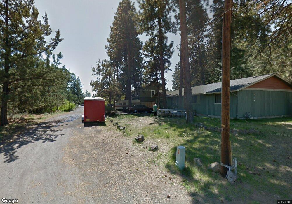 61215 Travis Rd, Bend, OR 97702 - photo 1