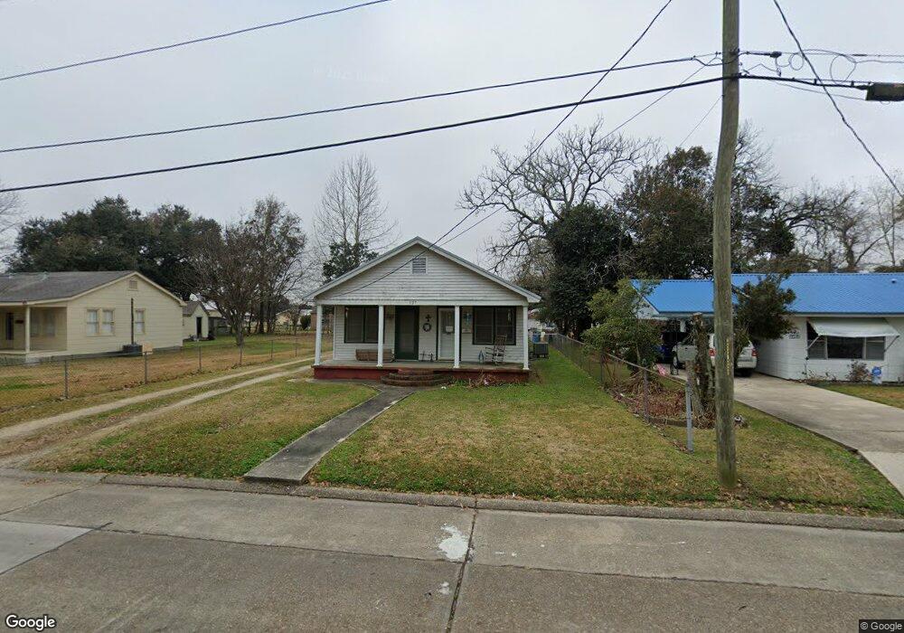 127 Decuir St, New Iberia, LA 70560 - photo 1
