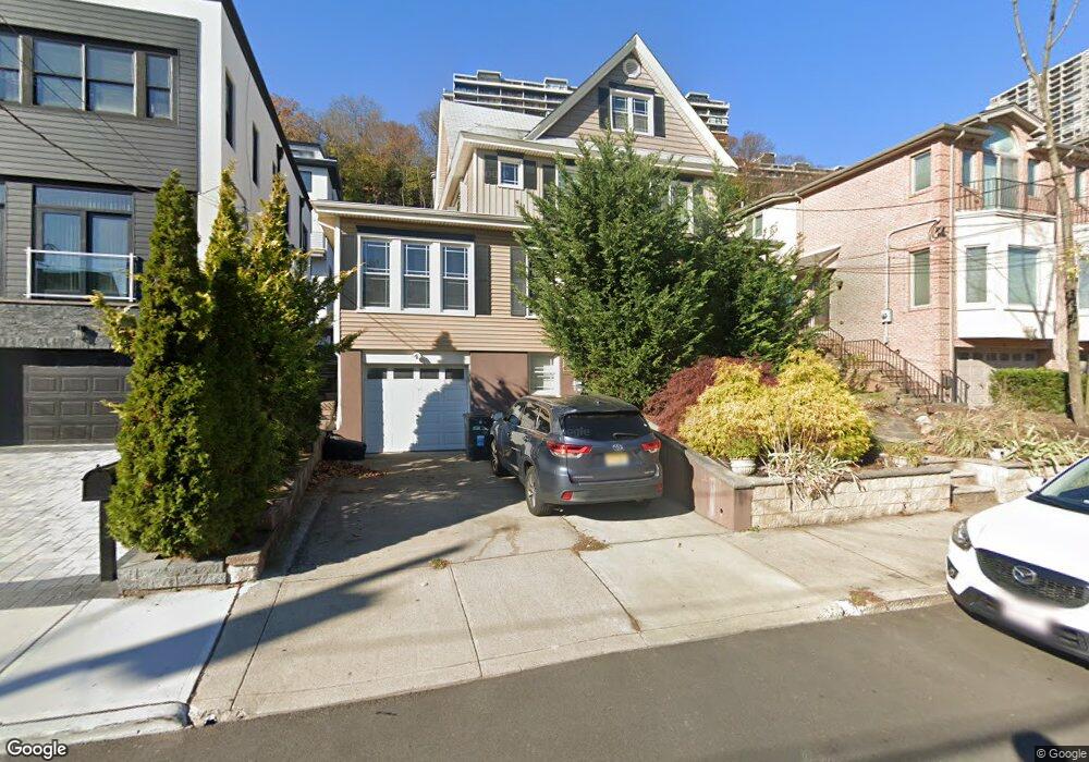 56 Myrtle Ave unit 1st, Edgewater, NJ 07020 - photo 1