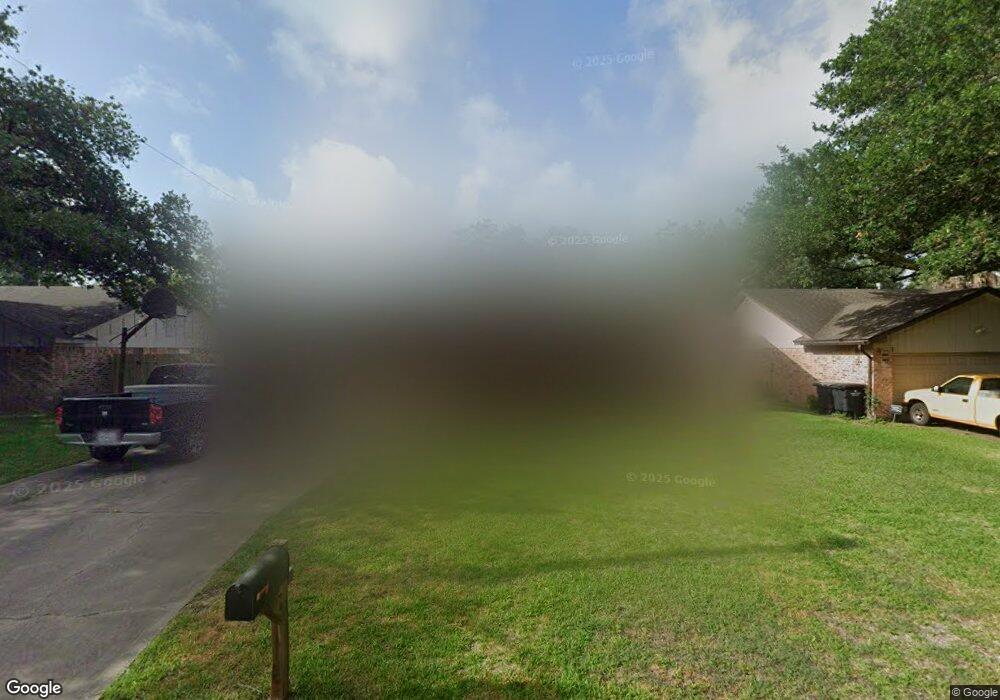 1909 Fulton St, Alvin, TX 77511 - photo 1