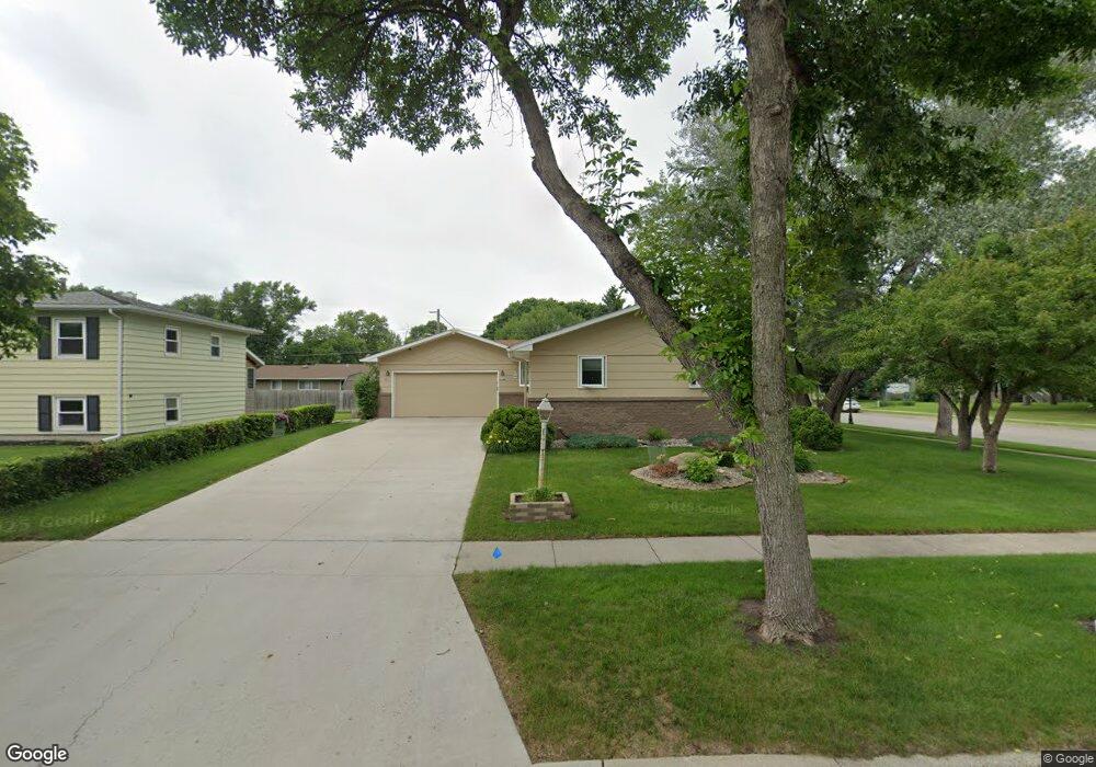 3130 8th St N, Fargo, ND 58102 - photo 1