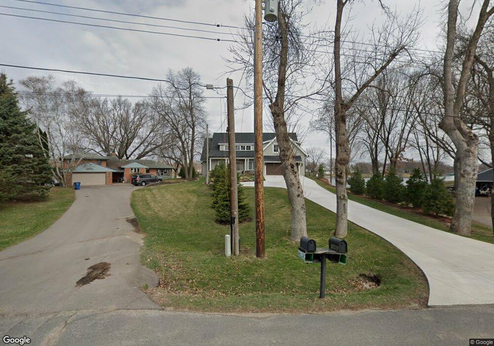 19990 Minnetonka Blvd, Excelsior, MN 55331 - photo 1