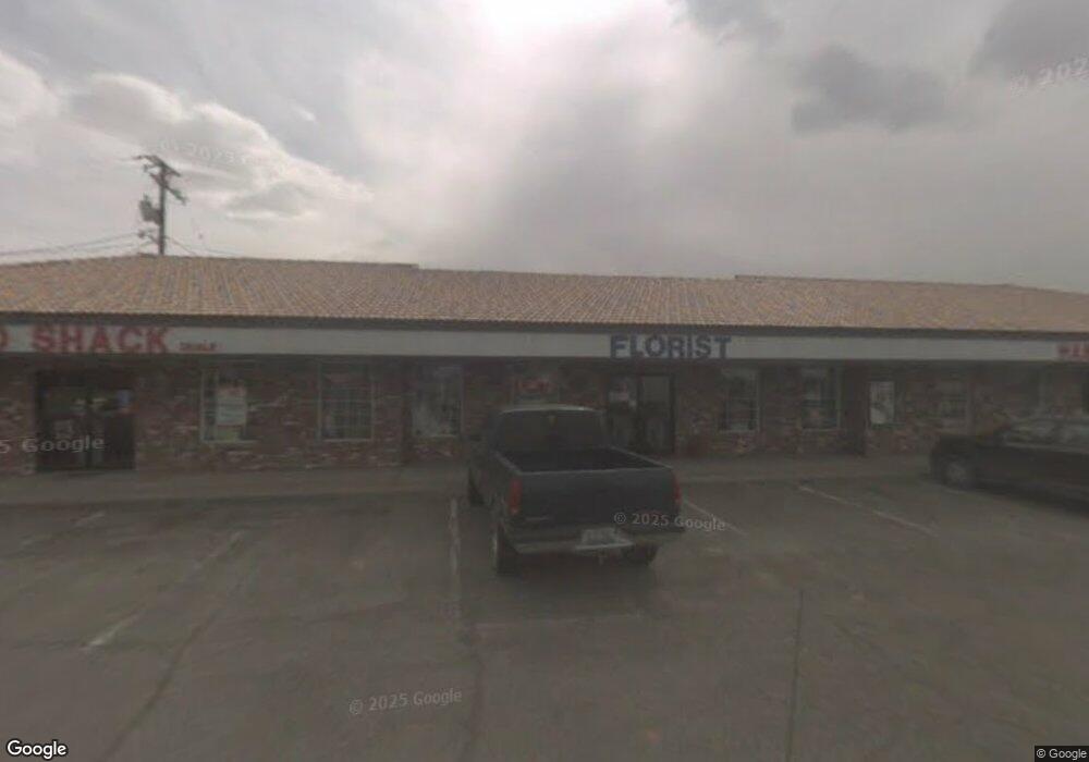 566 Hanson St, Winnemucca, NV 89445 - photo 1