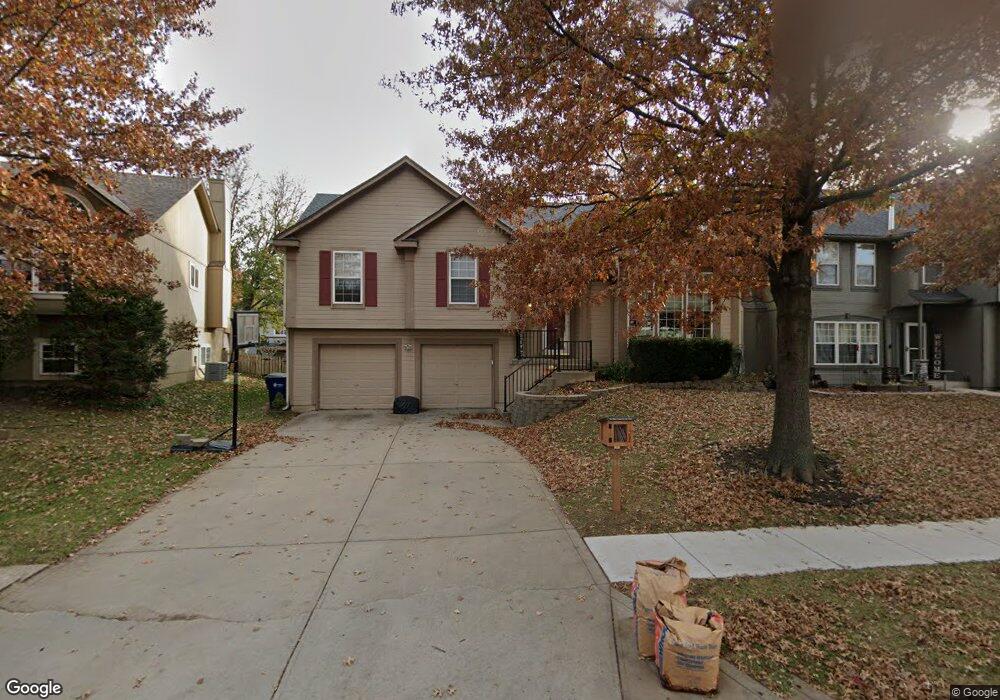 22213 W 51st St, Shawnee, KS 66226 - photo 1