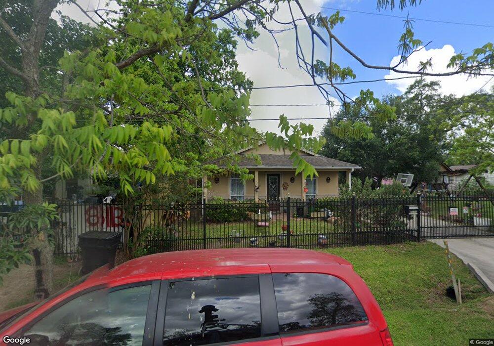 8115 Nellie St, Houston, TX 77022 - photo 1