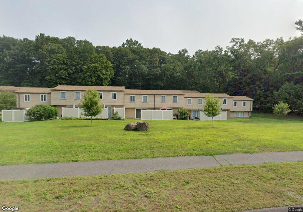 1622 Farmington Ave unit 11, Unionville, CT 06085 - photo 1