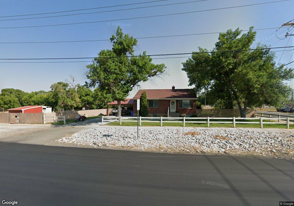811 W 3200 S, Logan, UT 84321 - photo 1