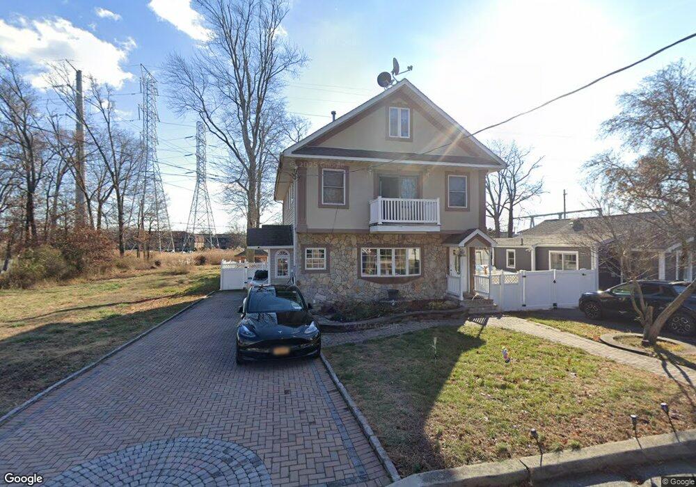 114 W Woodbridge Ave, Iselin, NJ 08830 - photo 1