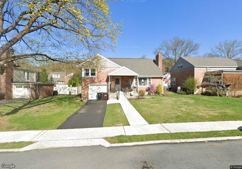 818 N 26th St, Reading, PA 19606 - photo 1