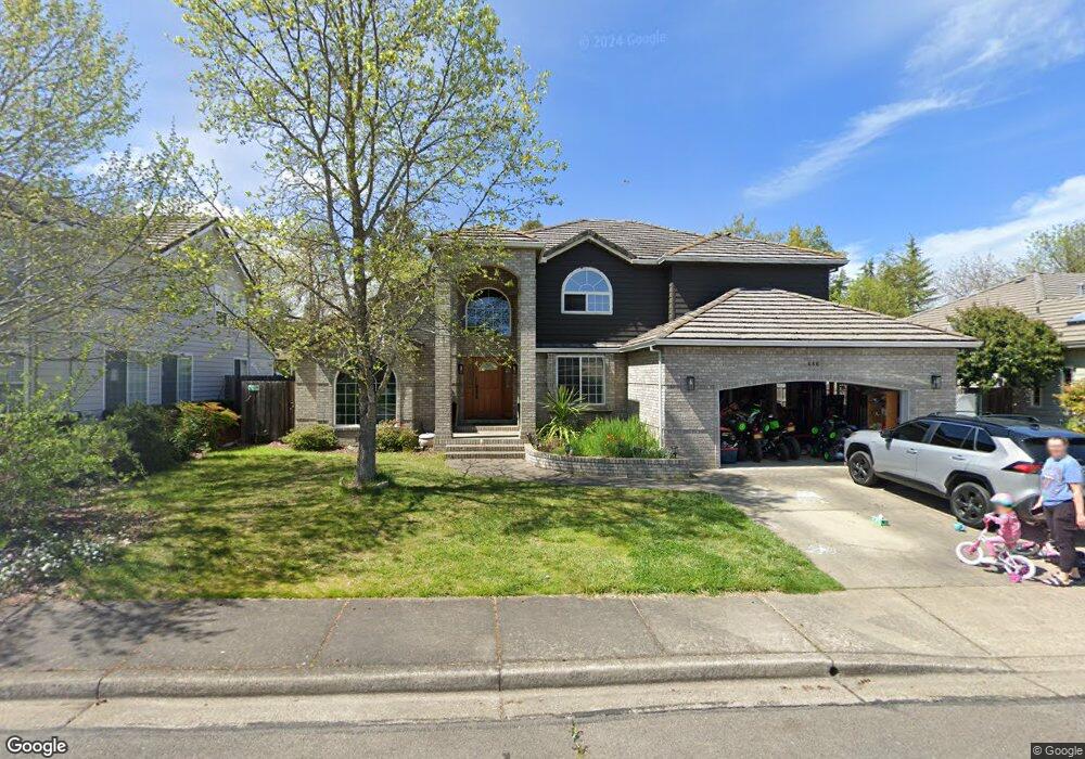 686 Lynn Ln, Central Point, OR 97502 - photo 1