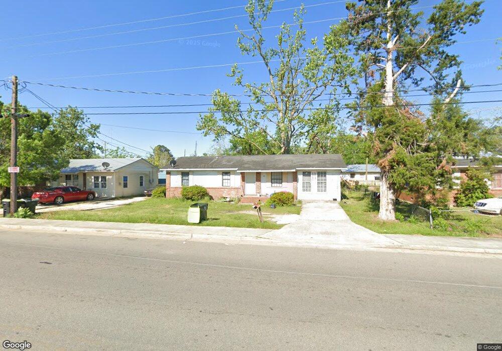 715 Shirley Ave, Douglas, GA 31533 - photo 1