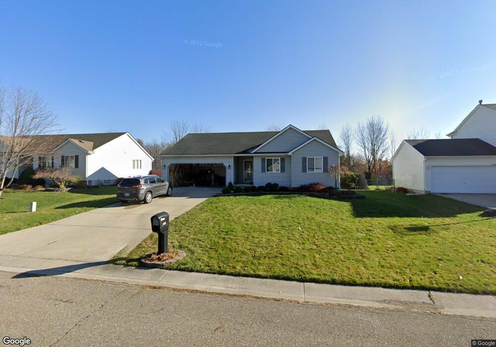 5363 Tall Oaks Dr unit 10, Flint, MI 48507 - photo 1