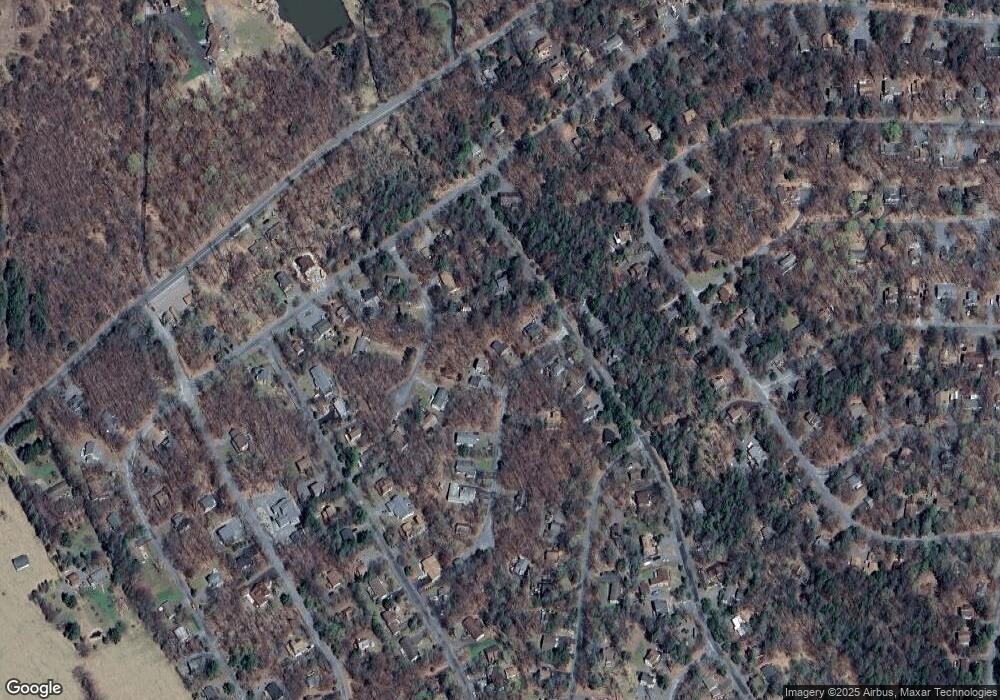 2 Arrowhead Ct, Lake Ariel, PA 18436 - photo 1