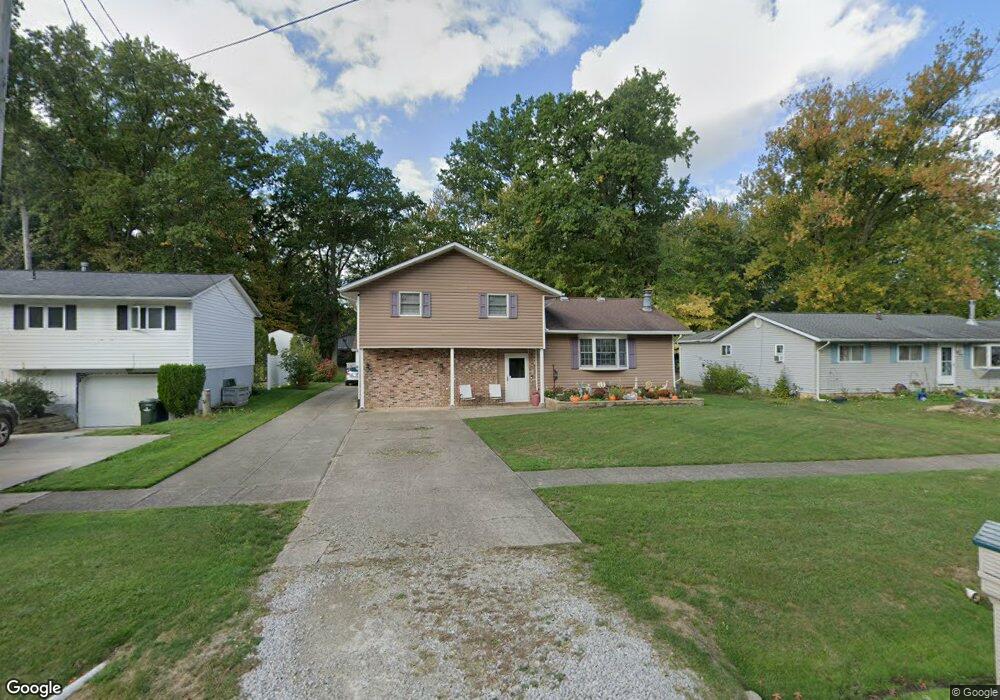 844 W Shore Blvd, Sheffield Lake, OH 44054 - photo 1