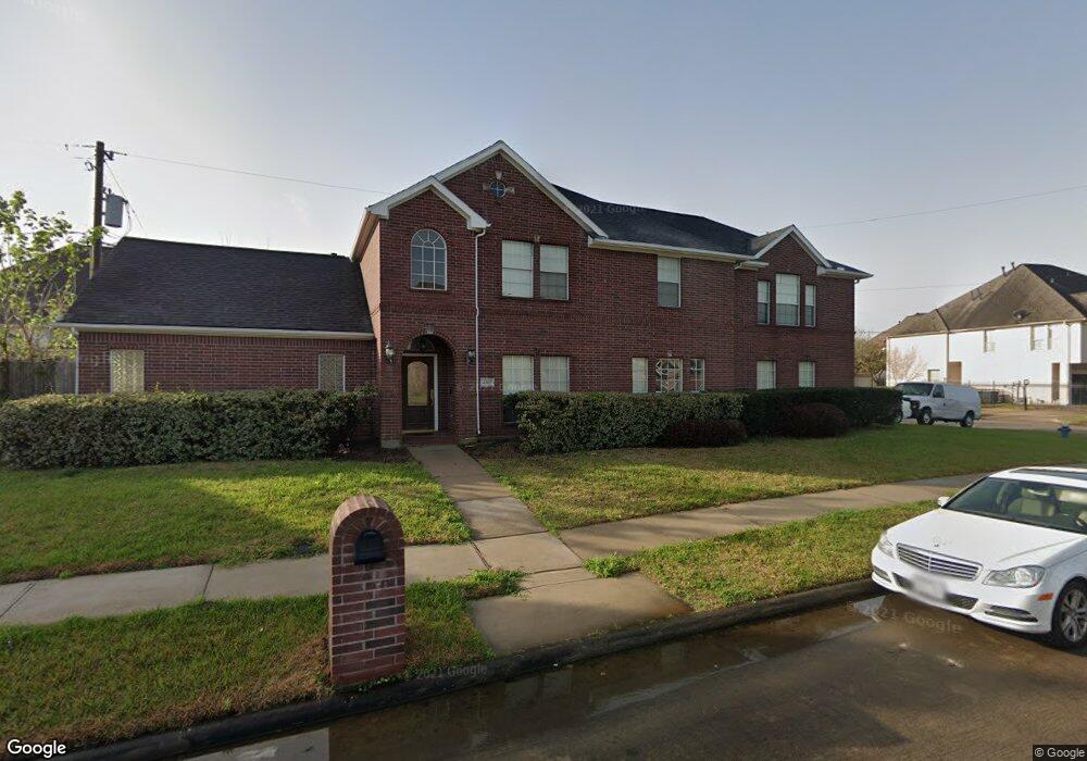 4002 Glen Cove Dr, Houston, TX 77021 - photo 1