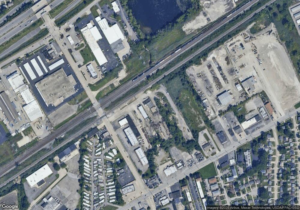 1105 E 305th St, Wickliffe, OH 44092 - photo 1