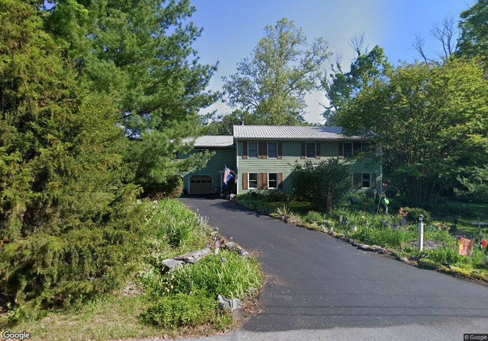 114 Pearl Dr, Shepherdstown, WV 25443 - photo 1