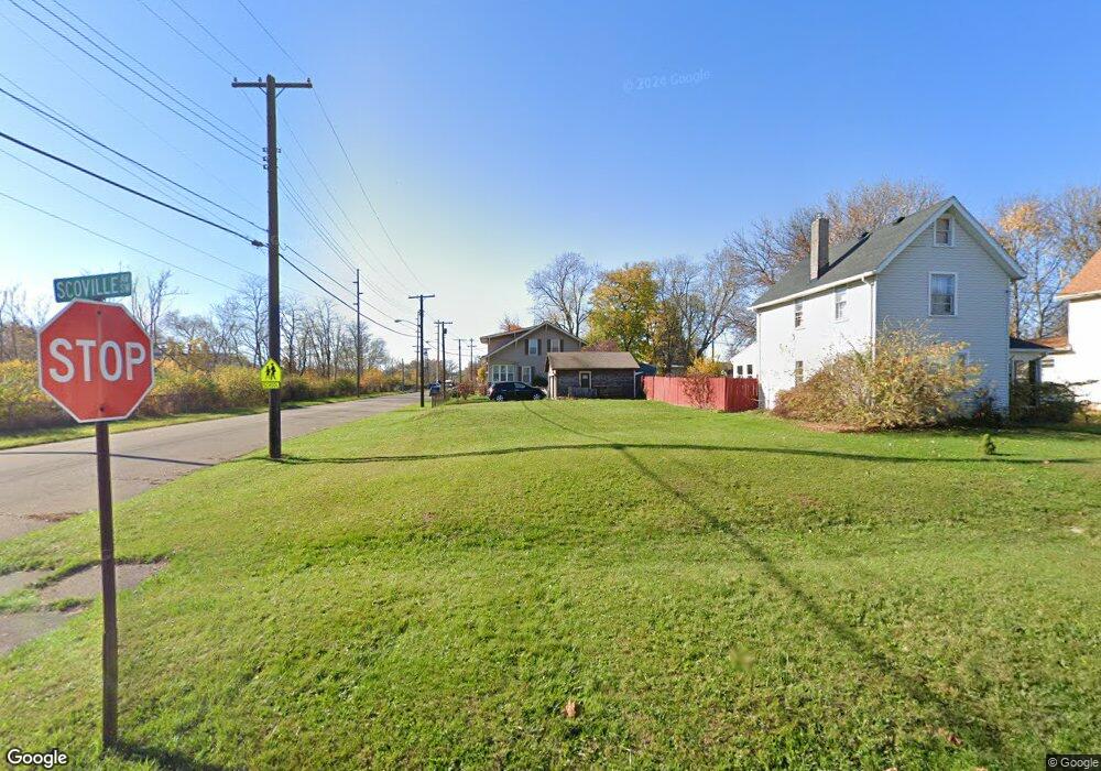 1387 Scoville Ave SW, Canton, OH 44706 - photo 1