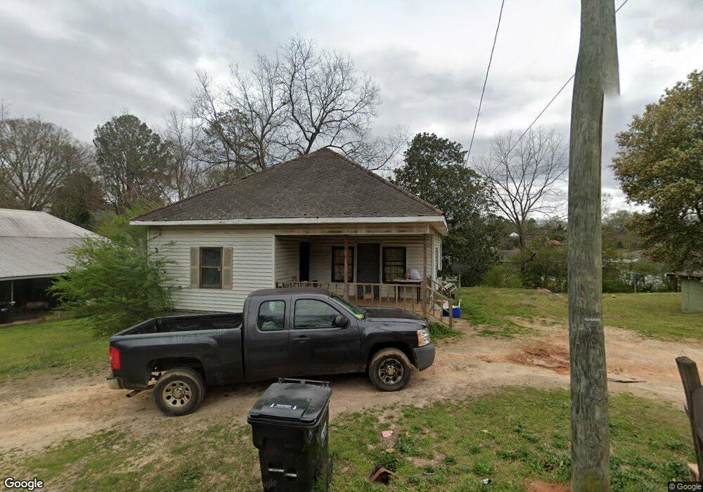 239 Mulberry St, Roanoke, AL 36274 - photo 1