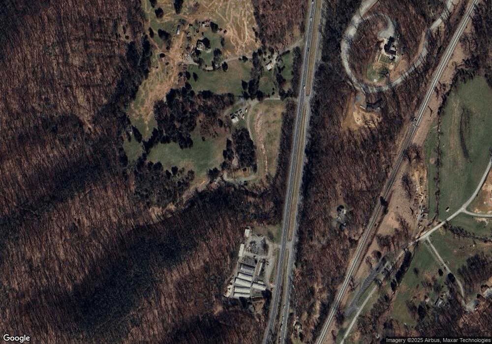 2402 Clements Hollow Ln, Charlottesville, VA 22903 - photo 1