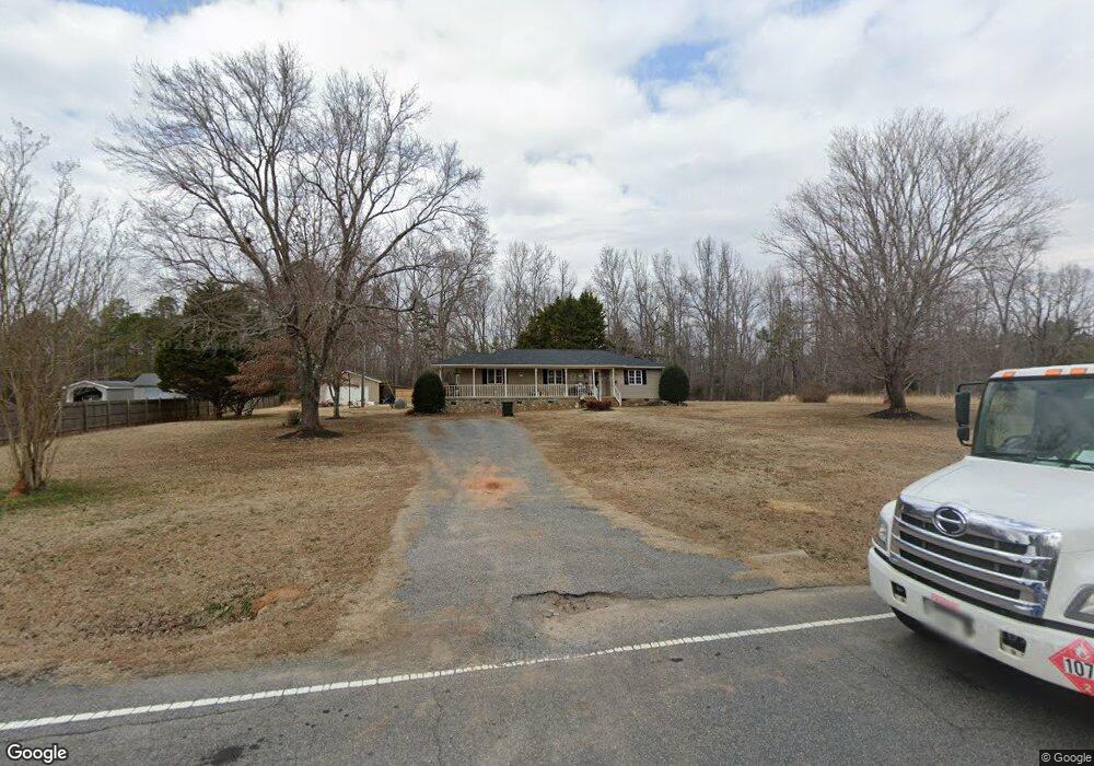 801 Cedar Grove Rd, Clover, SC 29710 - photo 1