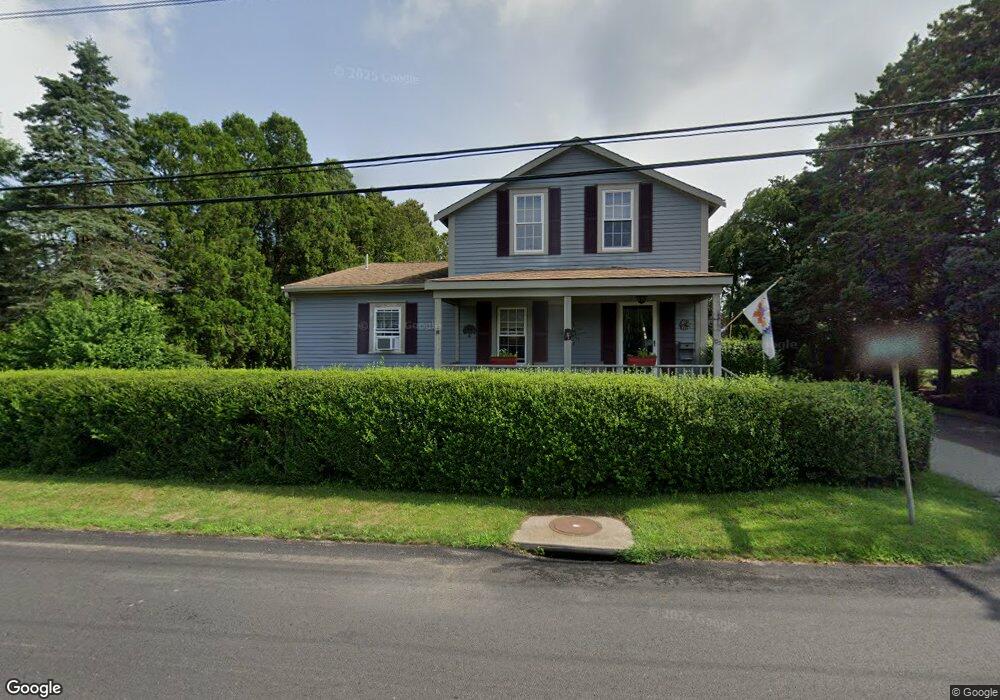 123 Rockland St, South Dartmouth, MA 02748 - photo 1