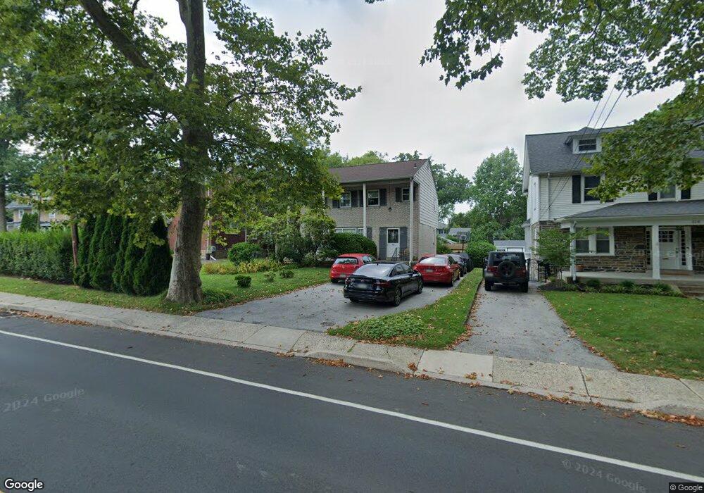 606 E Manoa Rd, Havertown, PA 19083 - photo 1