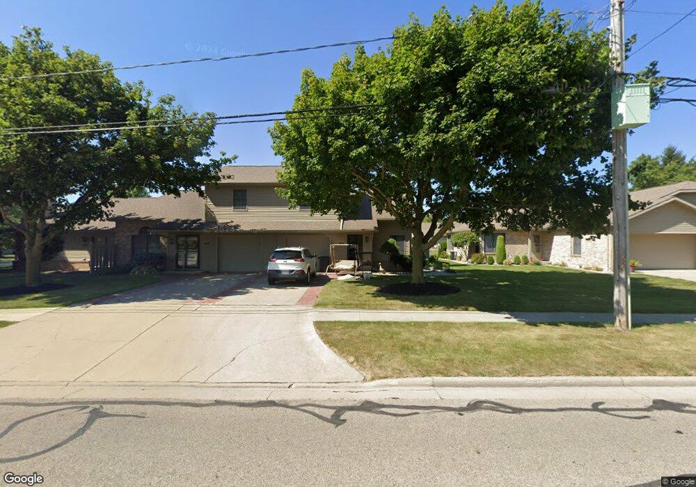 324 W Lutz Rd, Archbold, OH 43502 - photo 1