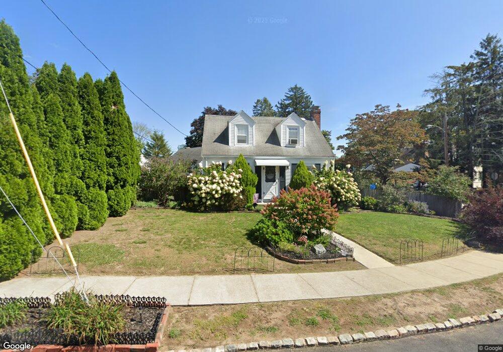 127 Ausdale Rd, Cranston, RI 02910 - photo 1