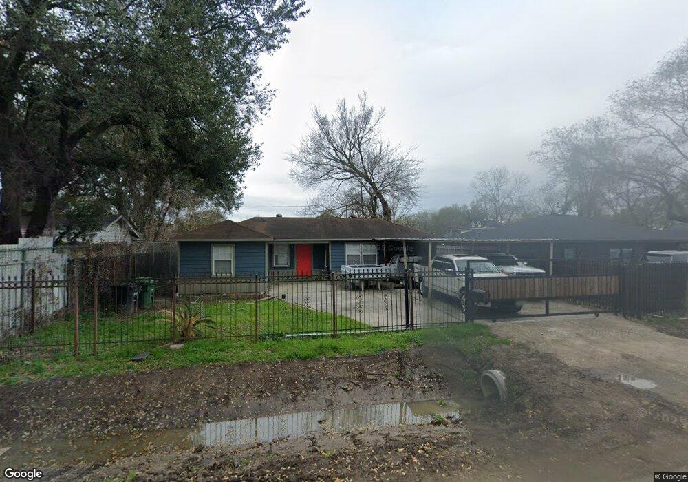 514 Wellington St, Houston, TX 77076 - photo 1