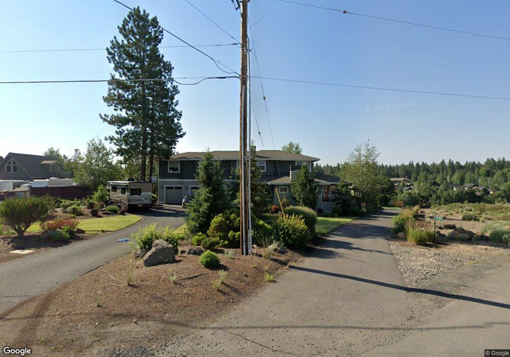 19407 W Campbell Rd, Bend, OR 97702 - photo 1