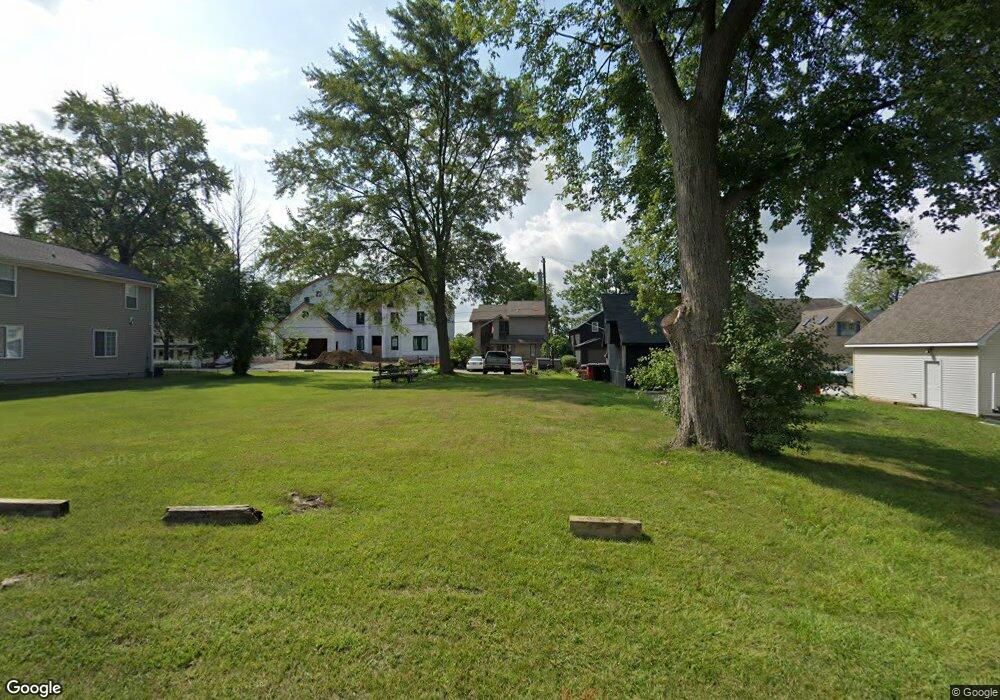 4907 Grand Ct, West Bloomfield, MI 48324 - photo 1