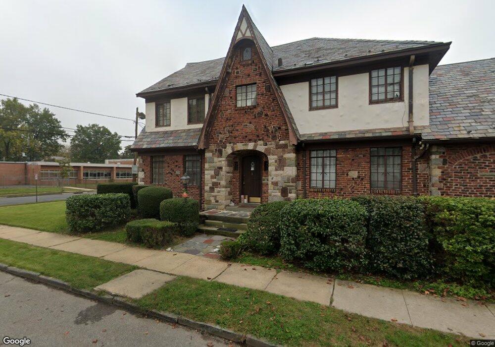 2 Algonquin Place unit 10, Elizabeth, NJ 07208 - photo 1